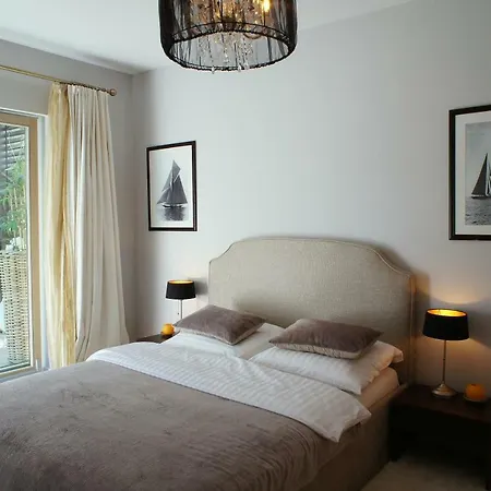 Bryza Apartment